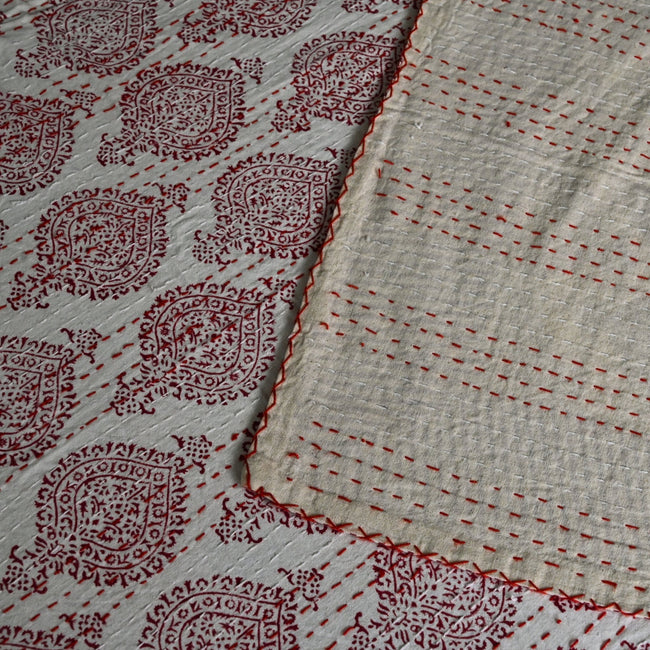 Sindoori Saanjha Kantha bedcover/ Pink Begonia Kantha Quilt | Handmade Cotton Overlay – Aavya Homes - Aavya Homes